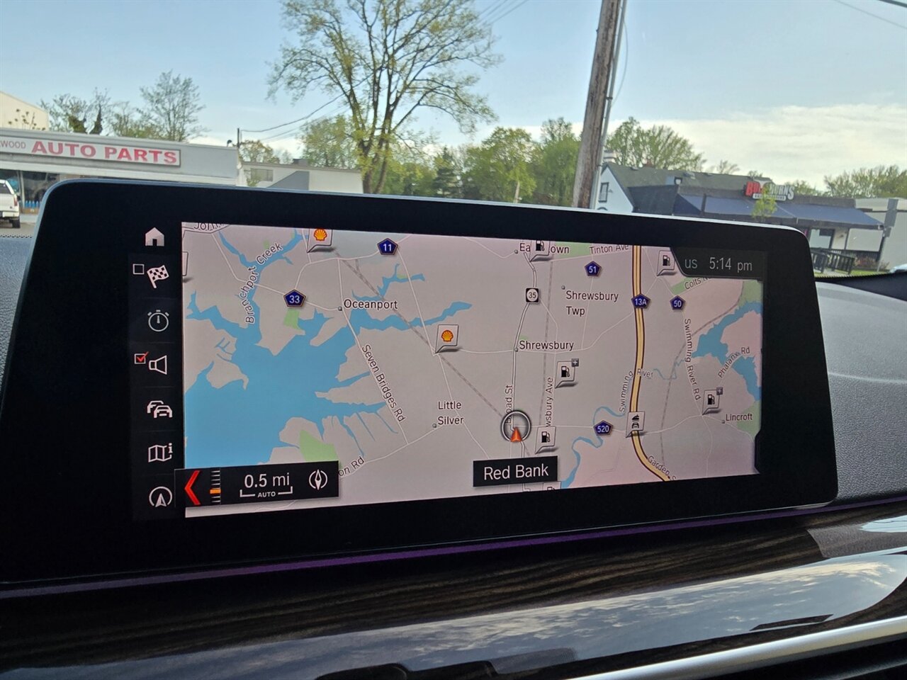 2019 BMW 530i xDrive - Photo 10 - Red Bank, NJ 07701