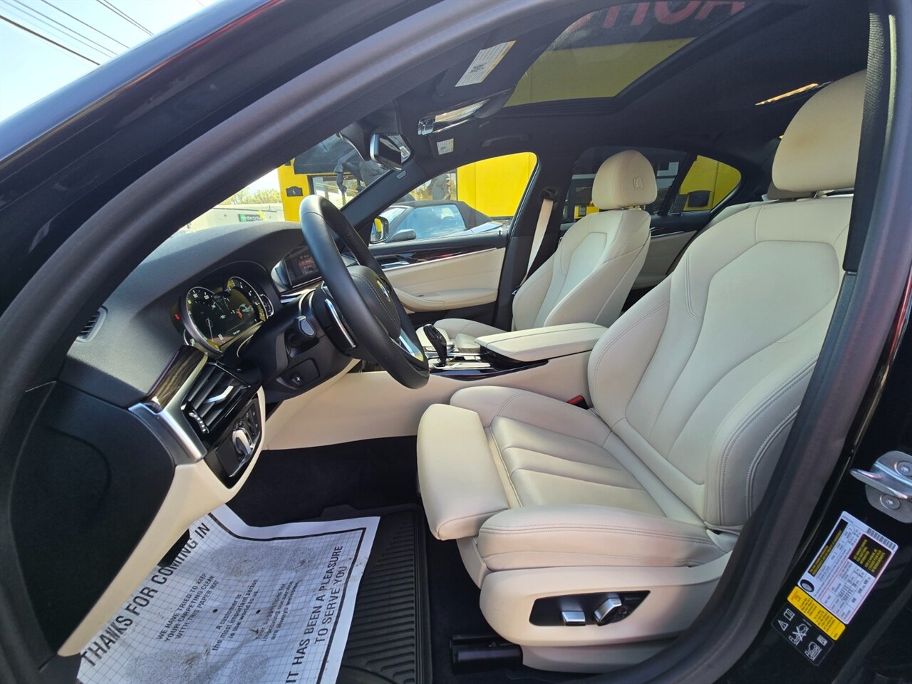 2019 BMW 530i xDrive - Photo 13 - Red Bank, NJ 07701