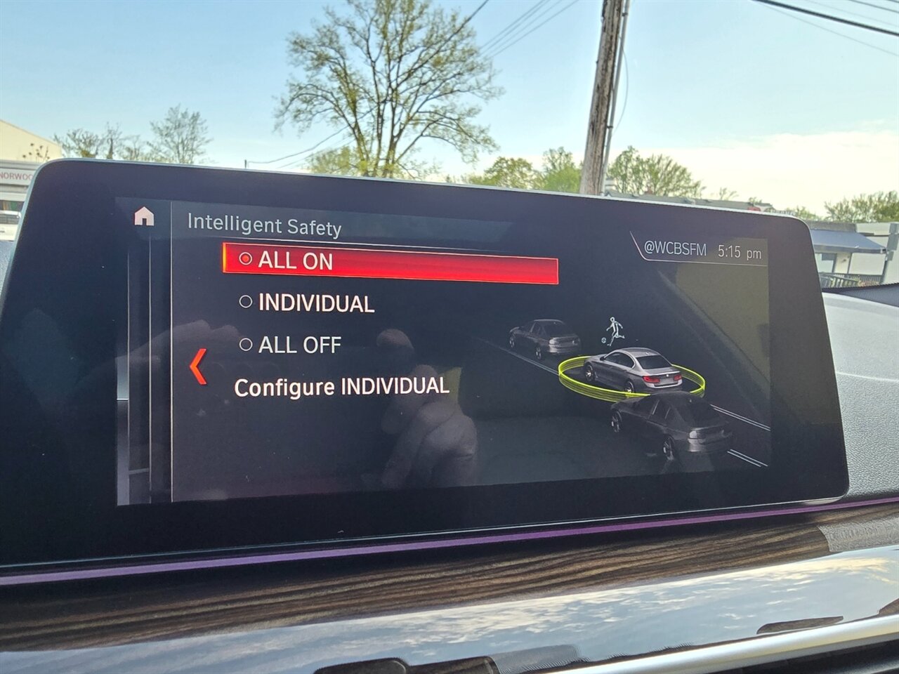 2019 BMW 530i xDrive - Photo 9 - Red Bank, NJ 07701