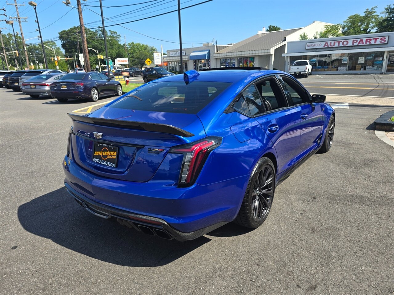 2026 Cadillac CT5-V Blackwing - Photo 7 - Red Bank, NJ 07701