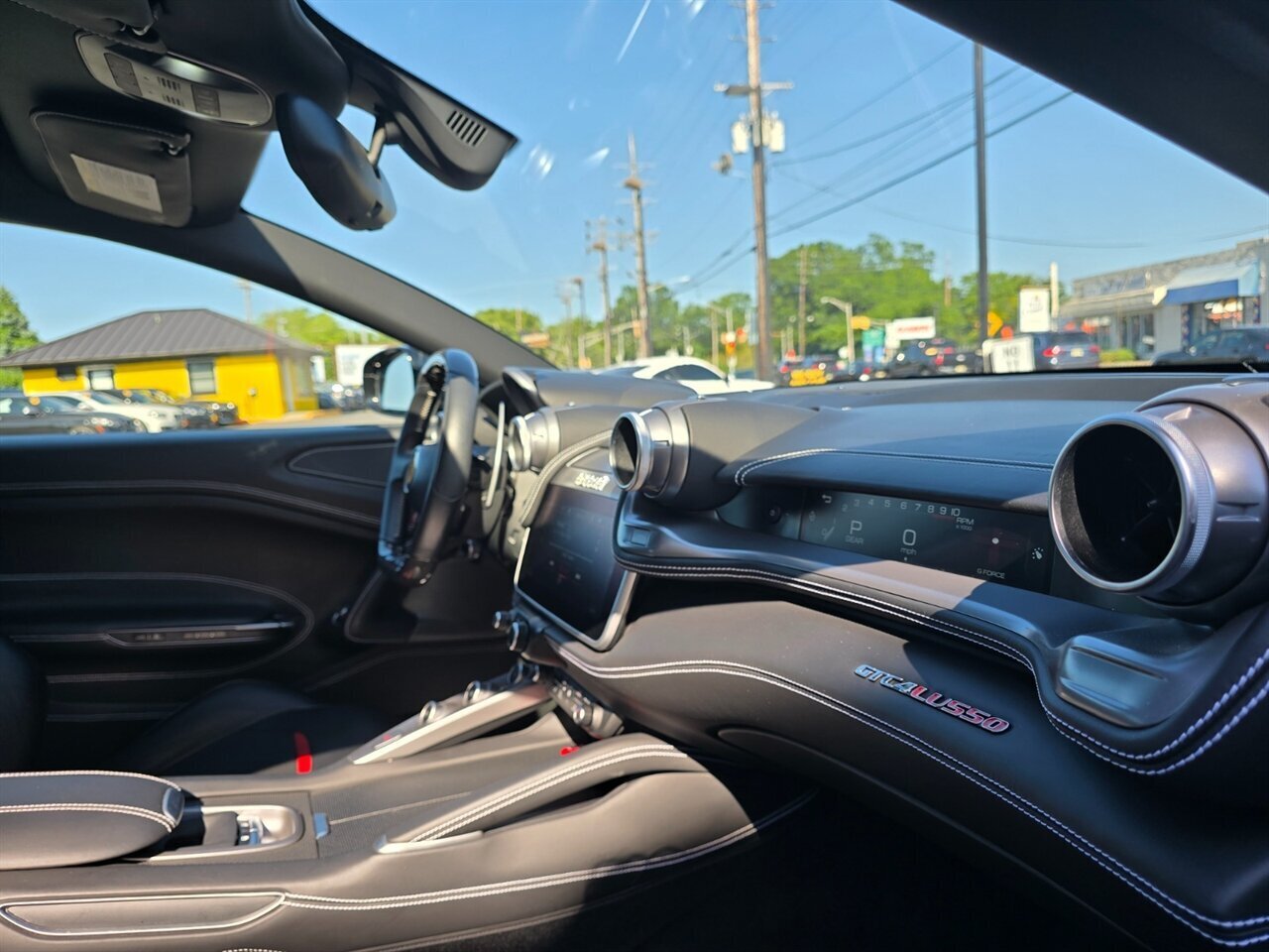 2017 Ferrari GTC4Lusso - Photo 28 - Red Bank, NJ 07701