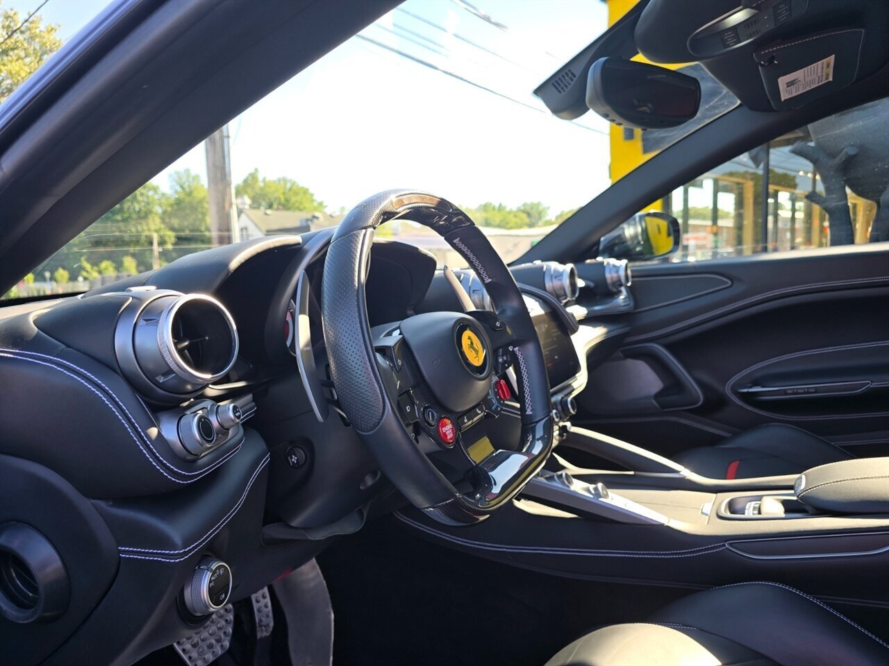 2017 Ferrari GTC4Lusso - Photo 27 - Red Bank, NJ 07701