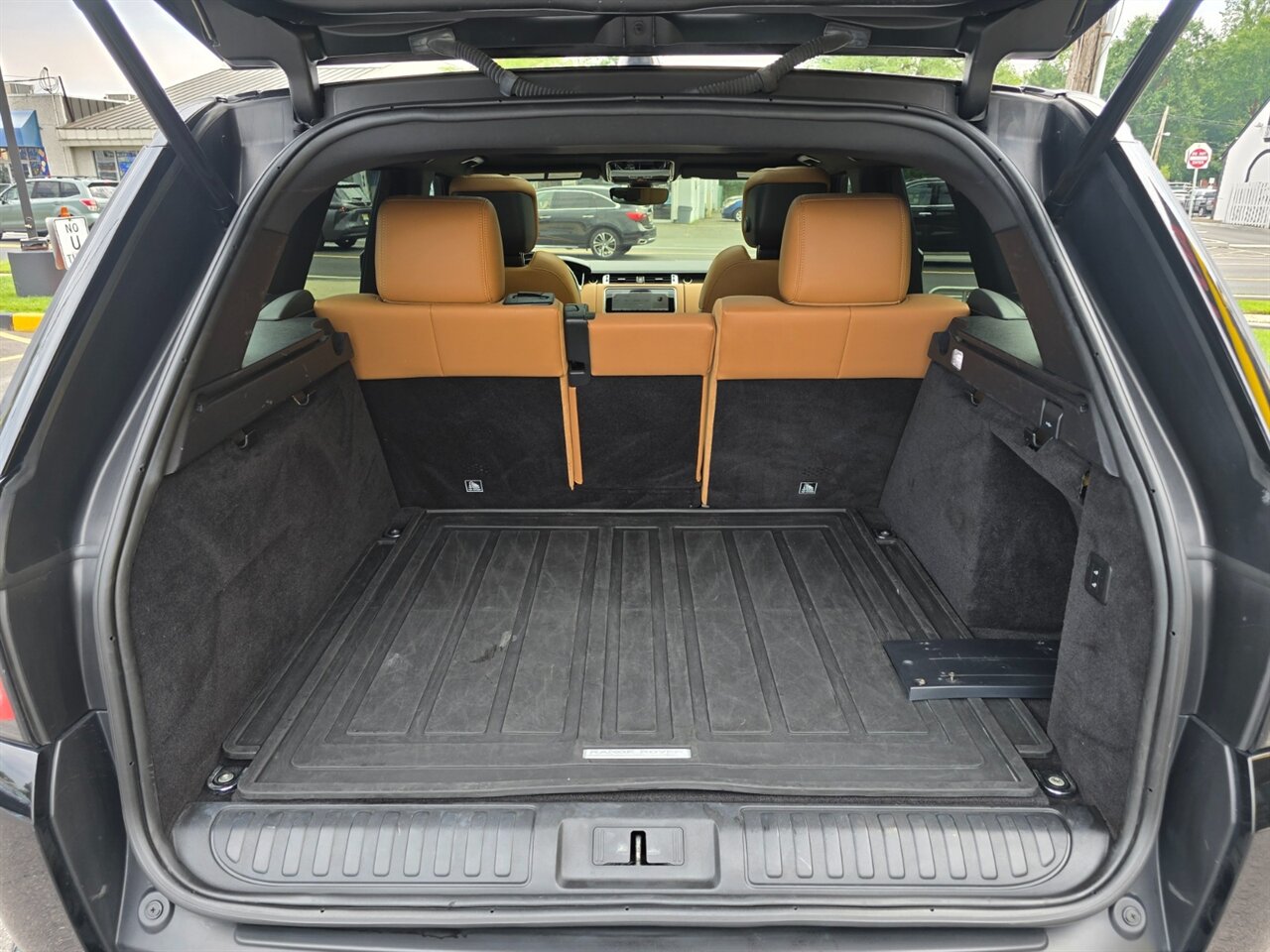 2020 Land Rover Range Rover Sport P525 HSE Dynamic - Photo 22 - Red Bank, NJ 07701