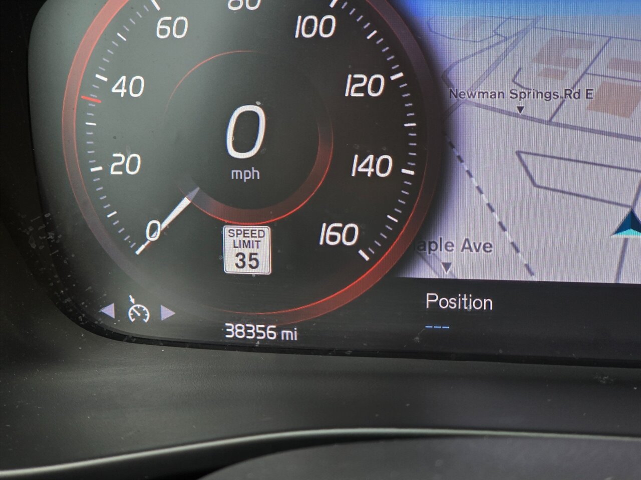 2020 Volvo XC40 T5 R-Design - Photo 5 - Red Bank, NJ 07701
