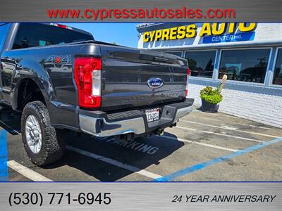 2018 Ford F-250 XLT CREW CAB 4X4 LOW MILES - Photo 4 - Auburn, CA 95603