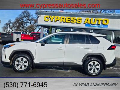 2020 Toyota RAV4 LE AWD   - Photo 2 - Auburn, CA 95603