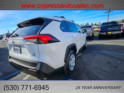 2020 Toyota RAV4 LE AWD   - Photo 6 - Auburn, CA 95603