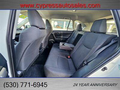 2020 Toyota RAV4 LE AWD   - Photo 11 - Auburn, CA 95603