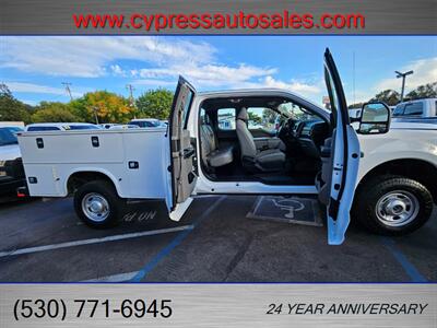 2018 Ford F-350 SUPER CAB UTILITY BED 4X4 SRW   - Photo 21 - Auburn, CA 95603