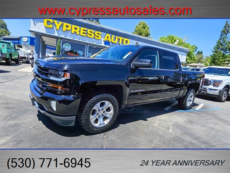 2017 Chevrolet Silverado 1500 4X4 LT Z71 LOW MILES  