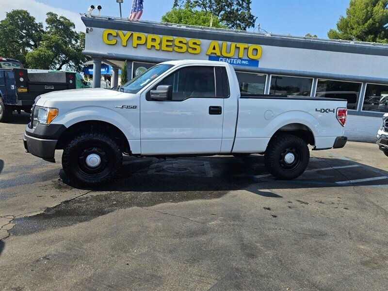 2013 Ford F-150 Single Cab SB 4X4 LOW MILES  