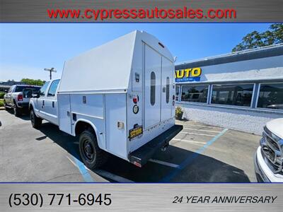 2012 Ford F-250 CREW CAB 4X4 UTILITY BED   - Photo 4 - Auburn, CA 95603