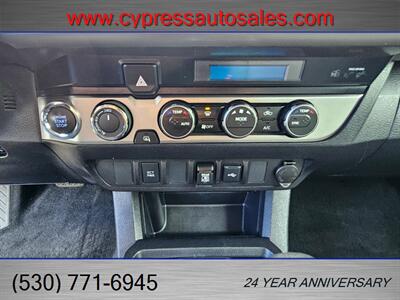 2023 Toyota Tacoma SR5 V6 LONG BED 4X4 W/CAMPER SHELL  ONE OWNER - Photo 22 - Auburn, CA 95603