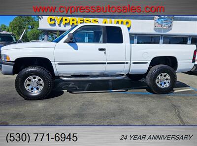 1998 Dodge Ram 2500 SLT  5.9L CUMMINS DIESEL 5SPD MANUAL 4X4   - Photo 2 - Auburn, CA 95603