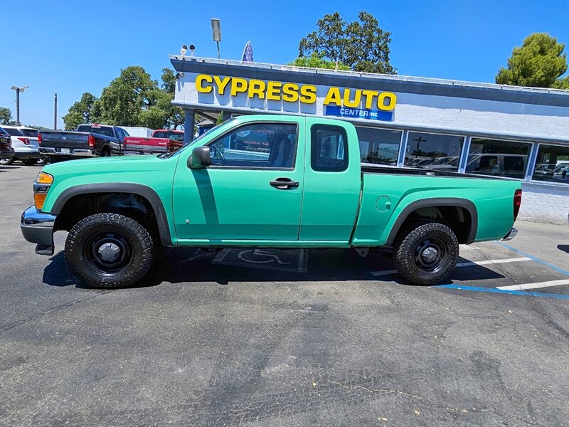 2008 Chevrolet Colorado Extra Cab 4x4 Manual Tranny  Low Miles