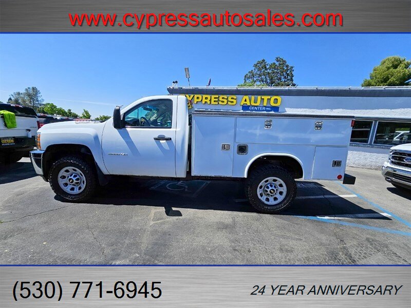 2011 Chevrolet Silverado 3500 Reg Cab Utility 4x4  