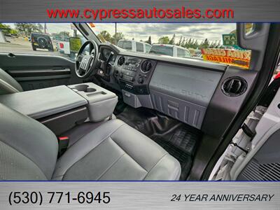 2011 FORD F550 FLAT BED LOW MILES   - Photo 12 - Auburn, CA 95603