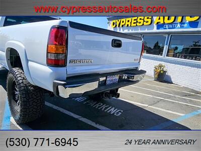 2006 GMC Sierra 2500HD 6.6L LBZ DIESEL 4X4   - Photo 4 - Auburn, CA 95603