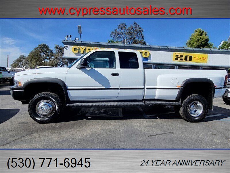 1997 Dodge Ram 3500 12 VALVE 5.9L CUMMINS DIESEL 4WD  DUALLY
