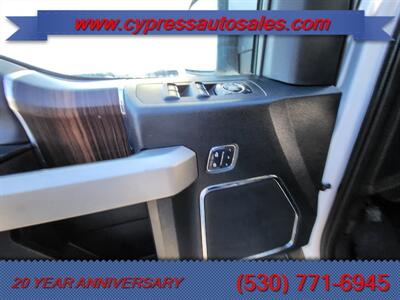 2015 Ford F-150 Lariat CREW CAB 4WD   - Photo 32 - Auburn, CA 95603