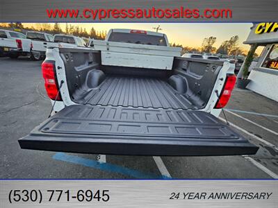 2017 Chevrolet Silverado 2500 Crew Cab 4x4 SB   - Photo 6 - Auburn, CA 95603