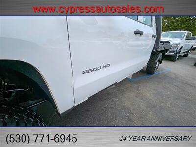 2015 Chevrolet Silverado 3500 4X4 FLAT BED LOW MILES   - Photo 21 - Auburn, CA 95603
