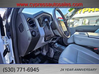 2013 FORD F450 FLAT BED 4X4 LOW MILES   - Photo 21 - Auburn, CA 95603