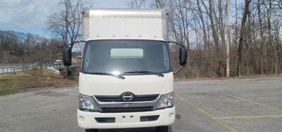 2017 HINO 195  18' BOX TRUCK - Photo 2 - Wappingers Falls, NY 12590