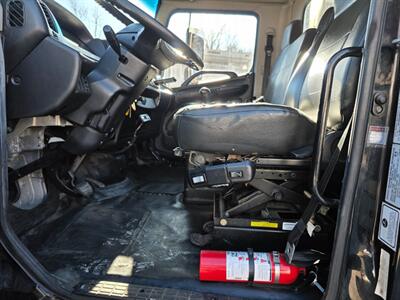 2015 HINO 268A 18' REEFER - Photo 23 - Wappingers Falls, NY 12590