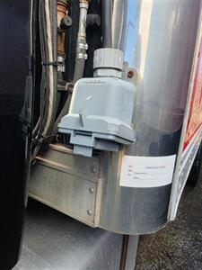 2015 HINO 268A 18' REEFER - Photo 29 - Wappingers Falls, NY 12590