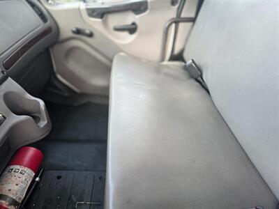 2020 Freightliner M2 26' BOX TRUCK - Photo 27 - Wappingers Falls, NY 12590