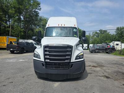 2018 Freightliner CASCADIA   - Photo 3 - Wappingers Falls, NY 12590