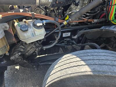 2018 Freightliner CASCADIA   - Photo 11 - Wappingers Falls, NY 12590