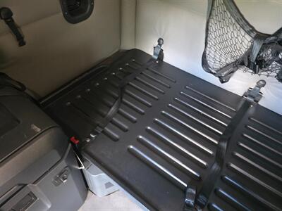2018 Freightliner CASCADIA   - Photo 24 - Wappingers Falls, NY 12590