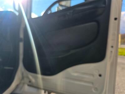 2019 HINO 268A 26' BOX TRUCK - Photo 18 - Wappingers Falls, NY 12590