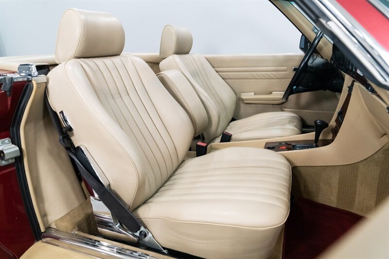 1989 Mercedes-Benz 560-Class 560 SL - Photo 47 - Neptune City, NJ 07753