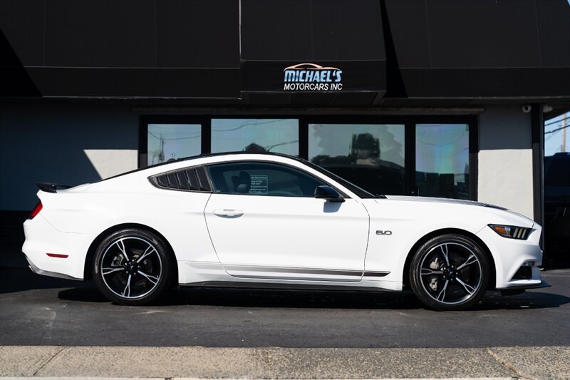 2017 Ford Mustang GT Premium  California Special - Photo 9 - Neptune City, NJ 07753