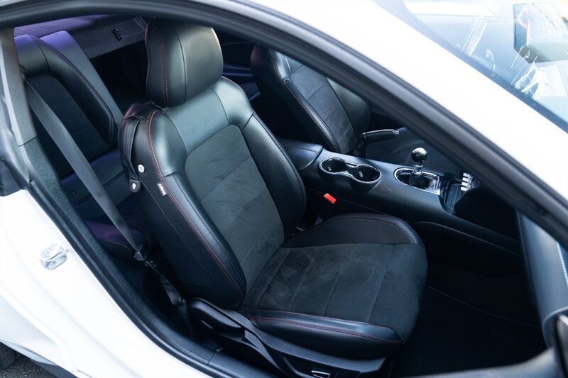 2017 Ford Mustang GT Premium  California Special - Photo 16 - Neptune City, NJ 07753