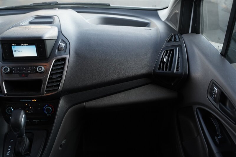 2020 Ford Transit Connect XL - Photo 17 - Neptune City, NJ 07753