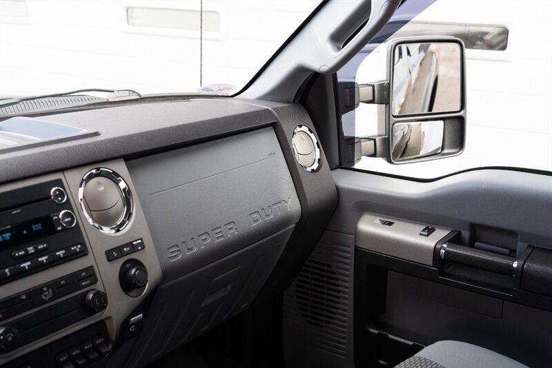 2016 Ford F-250 Super Duty XLT - Photo 24 - Neptune City, NJ 07753