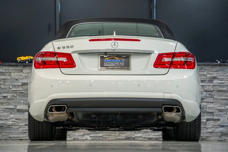 2012 Mercedes Benz E 550 Cabriolet photo 3