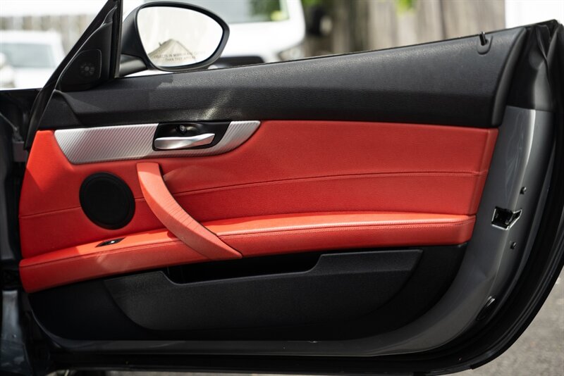 2013 BMW Z4 sDrive28i - Photo 26 - Neptune City, NJ 07753