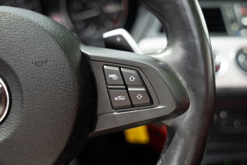 2013 BMW Z4 sDrive28i - Photo 19 - Neptune City, NJ 07753