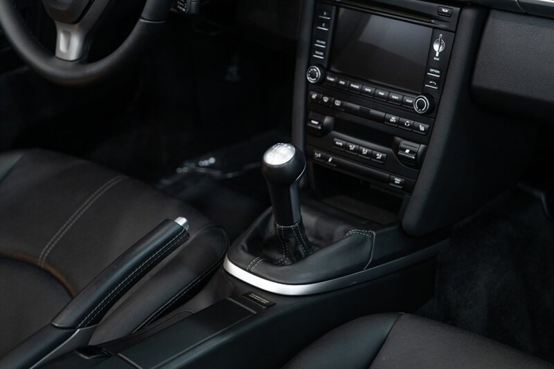 2009 Porsche 911 Carrera S - Photo 40 - Neptune City, NJ 07753