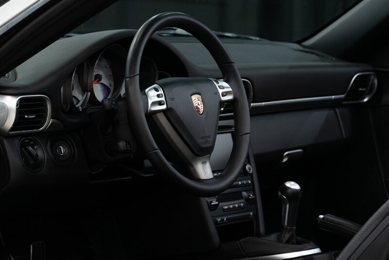 2009 Porsche 911 Carrera S - Photo 12 - Neptune City, NJ 07753