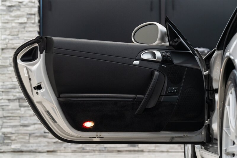 2009 Porsche 911 Carrera S - Photo 20 - Neptune City, NJ 07753