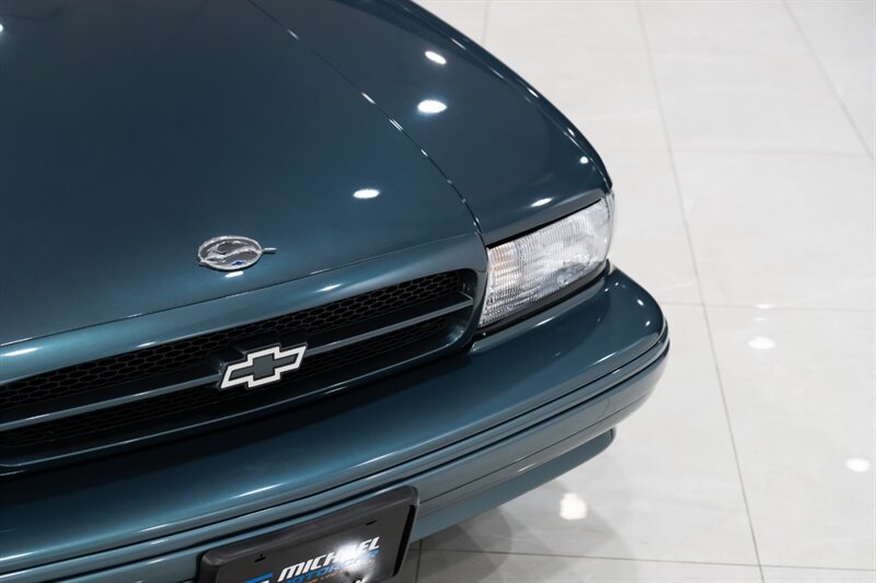 1995 Chevrolet Impala SS - Photo 27 - Neptune City, NJ 07753