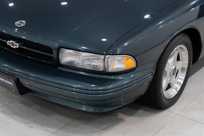 1995 Chevrolet Impala SS - Photo 29 - Neptune City, NJ 07753