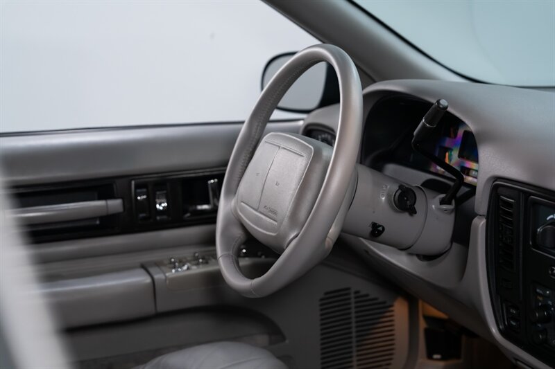 1995 Chevrolet Impala SS - Photo 43 - Neptune City, NJ 07753