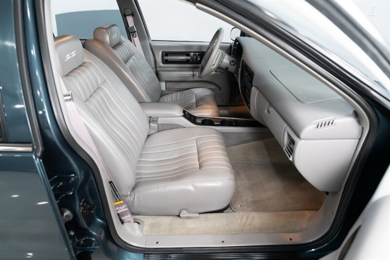 1995 Chevrolet Impala SS - Photo 19 - Neptune City, NJ 07753